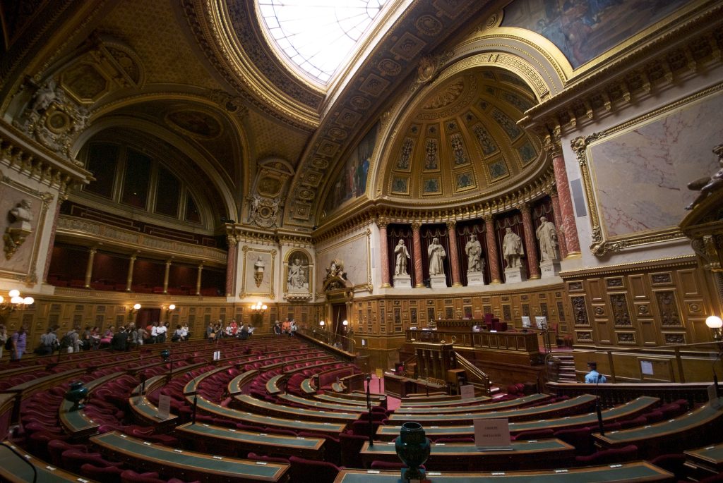 Γαλλία: Σήμερα οι εκλογές για το σώμα της Γερουσίας- Ποιες οι αρμοδιότητές της; (φωτό)