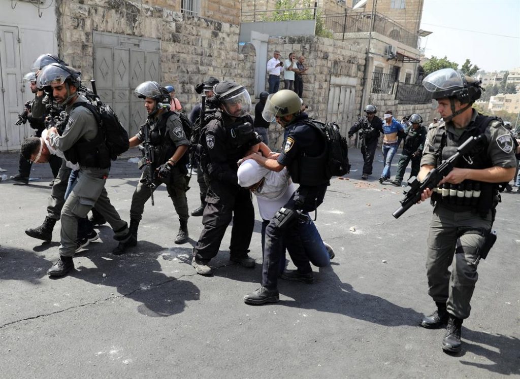 Ιερουσαλήμ: Παλαιστίνιος σκότωσε 3 Ισραηλινούς – Νεκρός και ο δράστης (βίντεο)