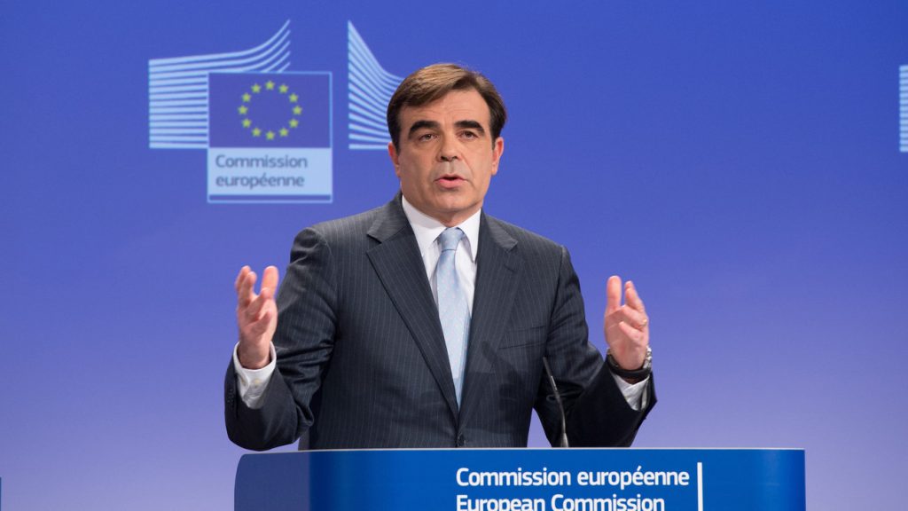 Μ. Σχοινάς: «Στο πνεύμα της Επιτροπής οι προτάσεις Εμμ. Μακρόν για το μέλλον της ΕΕ»
