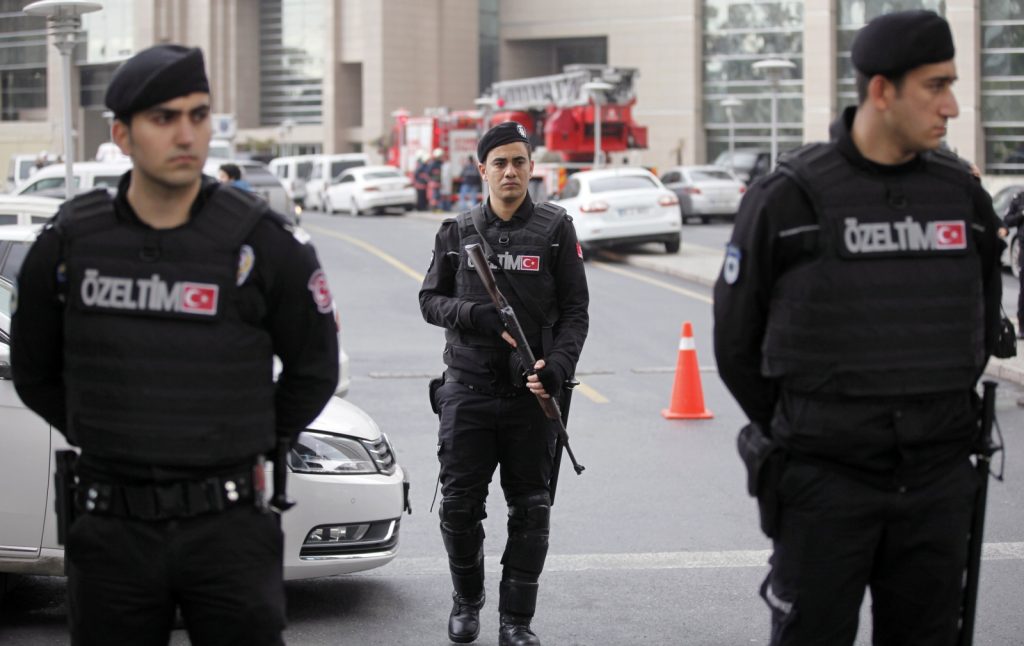 Κωνσταντινούπολη: Συνελήφθη μακρινός συγγενής ως ύποπτος για τη δολοφονία μητέρας και κόρης