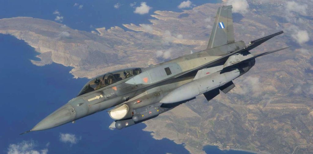 Ελληνικά F-16 Block 52+ πέταξαν πάνω από την Κύπρο για την 57η επέτειο της ανεξαρτησίας