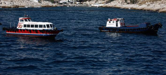 Βόλος: Βυθίστηκε σκάφος στο λιμάνι – Έβαλαν πλωτό φράγμα