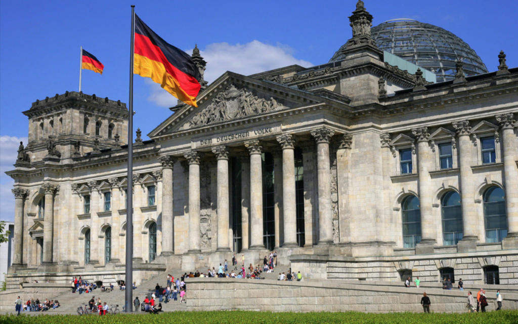 Άμεσο σχηματισμό της κυβέρνησης ζητούν τα γερμανικά συνδικάτα