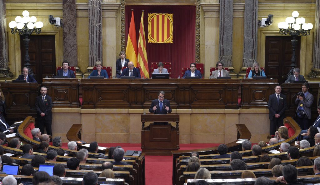 Δευτέρα 9 Οκτωβρίου: Έρχεται μονομερής ανακήρυξη της ανεξαρτησίας από την Καταλανική κυβέρνηση;