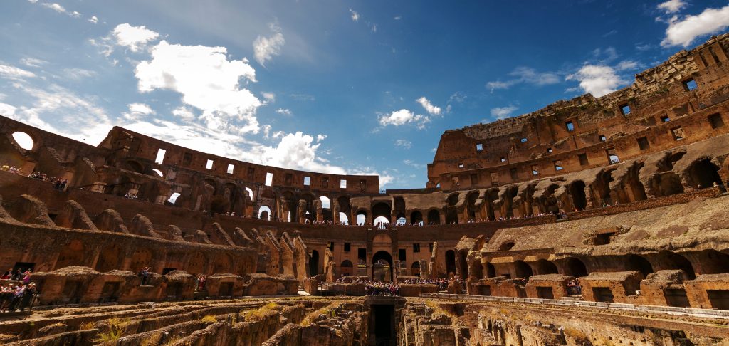 Ρώμη: Άνοιξαν οι πάνω ορόφοι του Κολοσσαίου για το κοινό (φωτό)