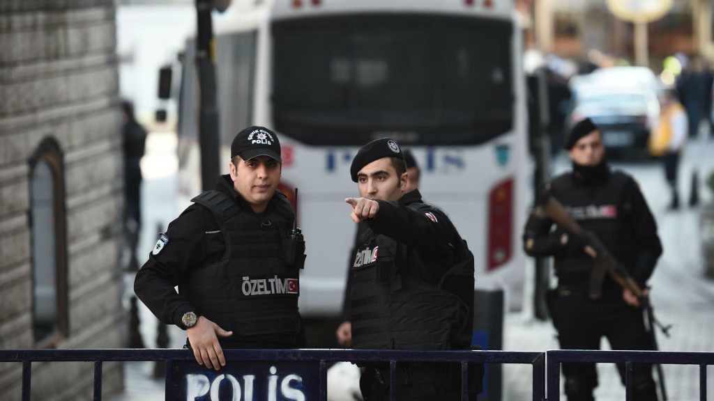 Τουρκία: Ένταλμα για την σύλληψη ενός ακόμη υπάλληλου του προξενείου των ΗΠΑ