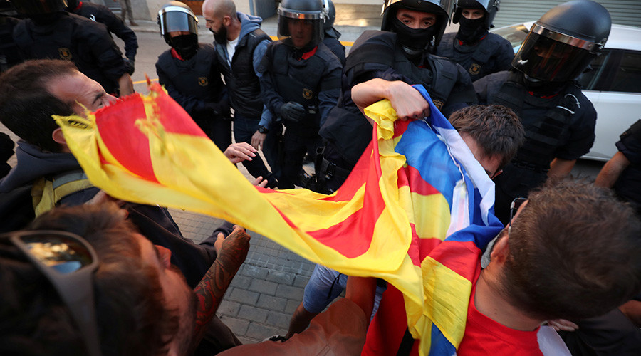 «Άσος στο μανίκι» το άρθρο 155 του ισπανικού Συντάγματος για την Μαδρίτη – «Φρένο» στην ανεξαρτησία της Καταλονίας