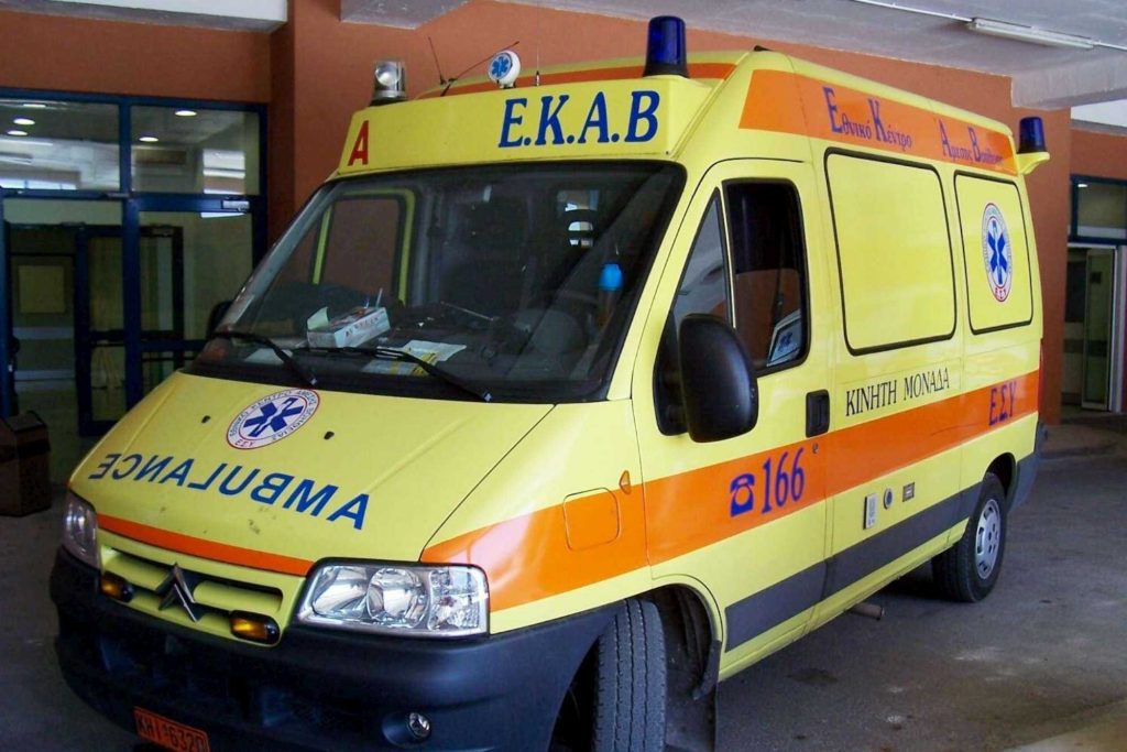 Ηράκλειο: Τοξικομανής έκλεψε ασθενοφόρο του ΕΚΑΒ και έκανε… «ράλι»