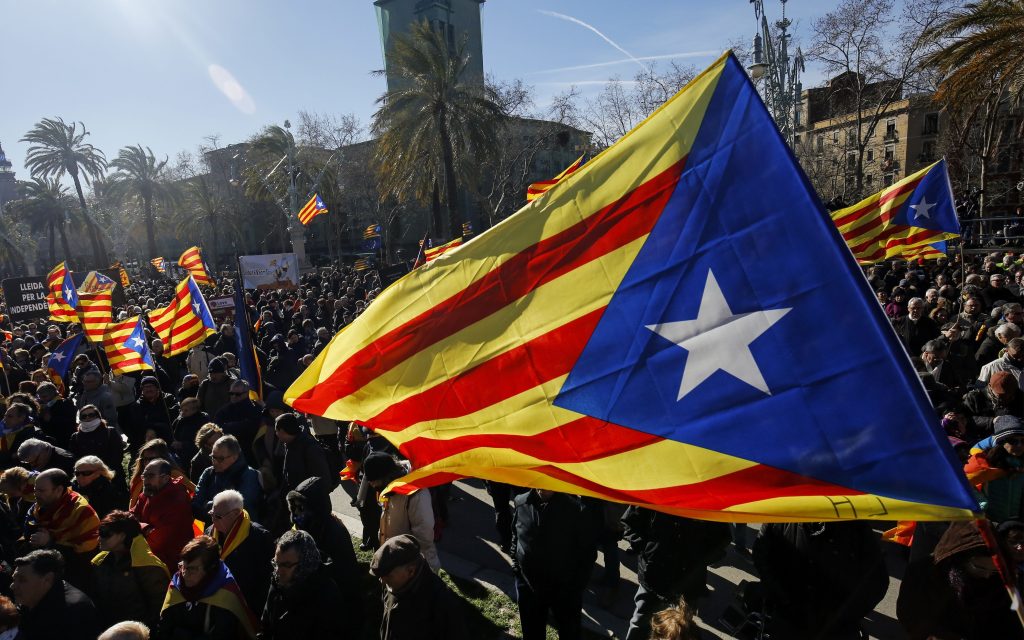 Καταλονία: Έκκληση για κινητοποιήσεις μετά την σύλληψη δύο αυτονομιστών ηγετών από την Μαδρίτη