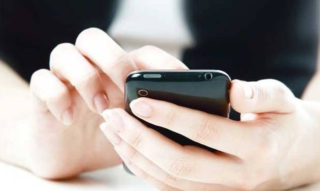 Νέα εφαρμογή για κινητά μας καλεί να «κυνηγήσουμε» απινιδωτές και όχι Πόκεμον