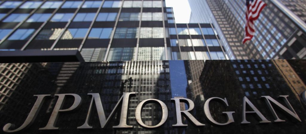 Δείτε τα 3 σενάρια της JP Morgan για την έξοδο της Ελλάδας από τα Μνημόνια
