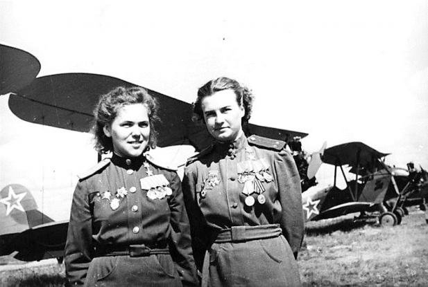 Το θρυλικό σοβιετικό «Σύνταγμα Νυχτερινών Βομβαρδισμών 588» και το γυναικείο στοιχείο του