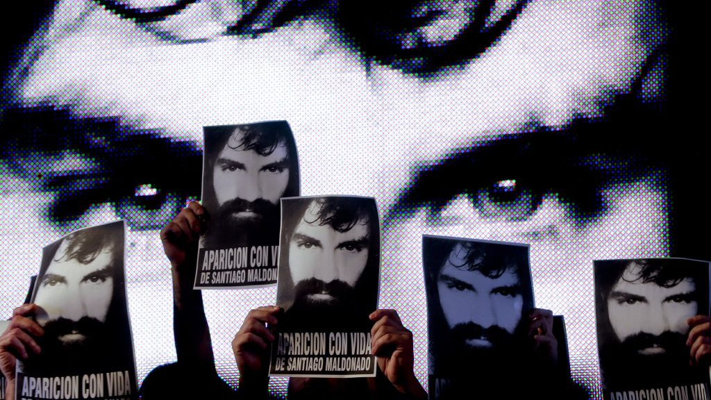 Αργεντινή: Ύποπτος θάνατος ακτιβιστή – Συγκάλυψη από την κυβέρνηση «βλέπει» η αντιπολίτευση