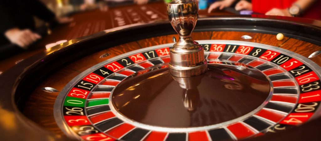 Νέα τροπολογία στην Βουλή για την μετεγκατάσταση του καζίνο της Πάρνηθας στα Βόρεια Προάστια