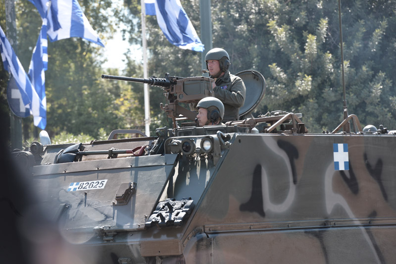 Ελληνικές Ένοπλες Δυνάμεις: Η παρέλαση που δεν δείχνει ποτέ η τηλεόραση (βίντεο)