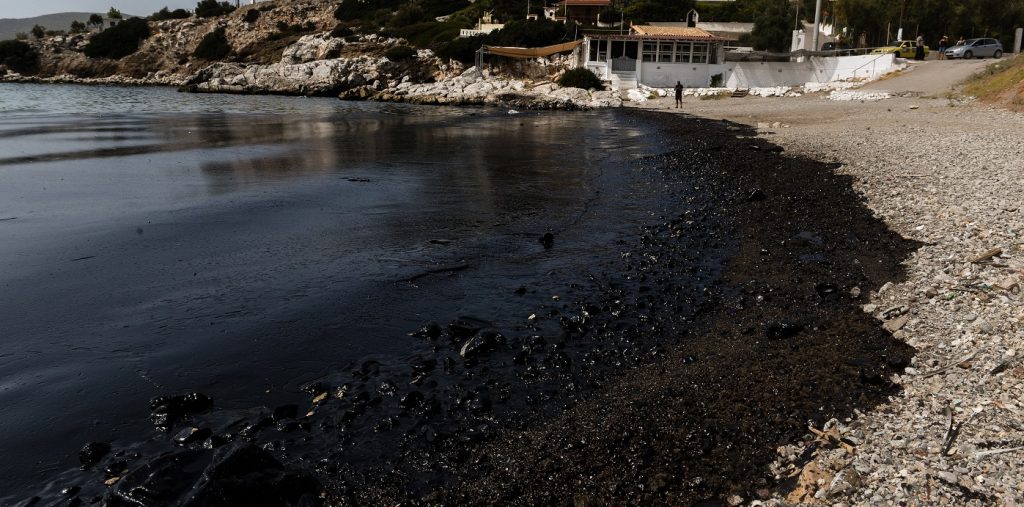 Άνοιγμα παραρτήματος του IOPC στον Πειραιά για την υποβολή αξιώσεων από τη ρύπανση του «Αγία Ζώνη ΙΙ»