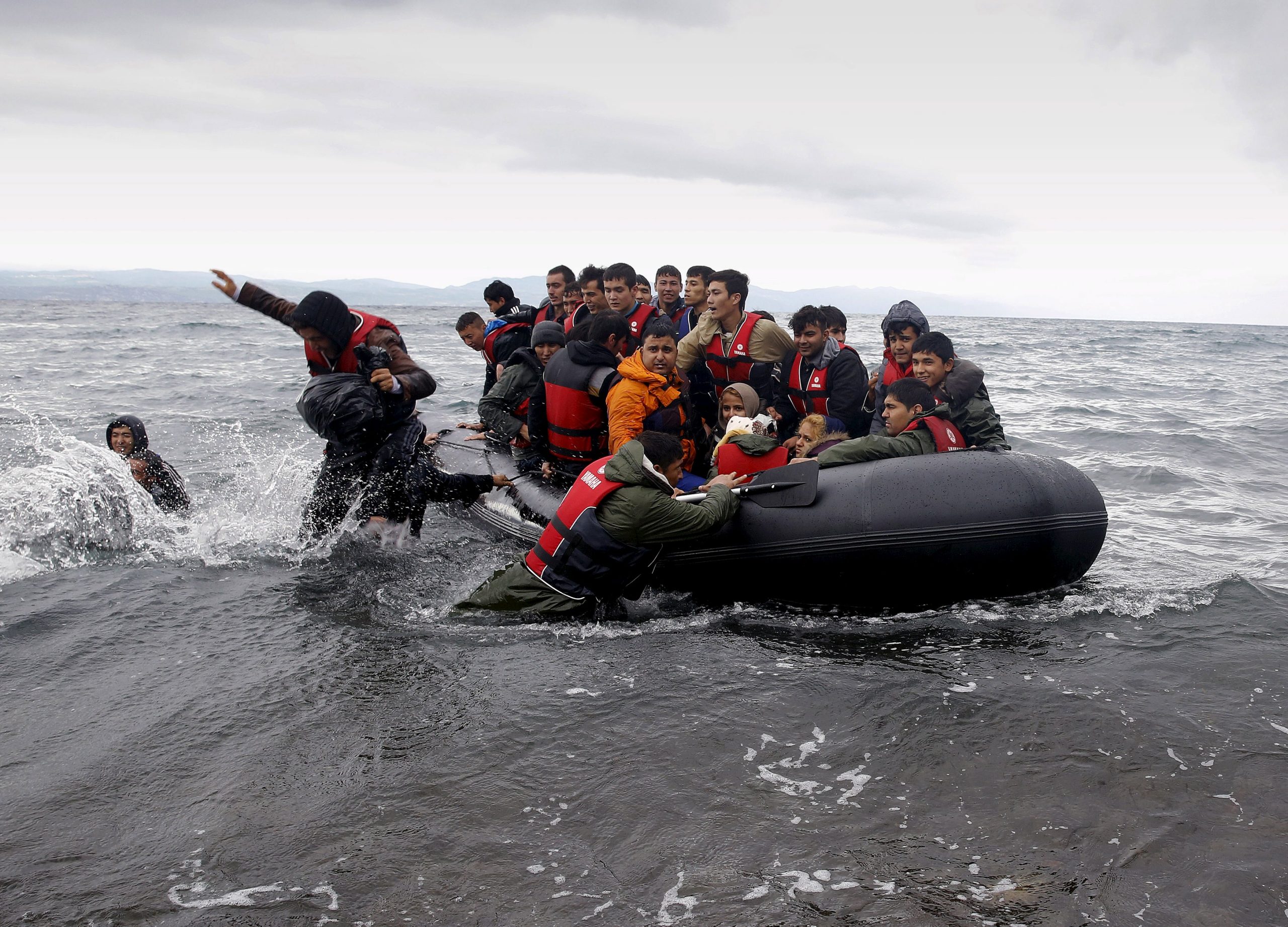 Ακόμη 49 παράνομοι μετανάστες στη Λέσβο με υπογραφή… Frontex