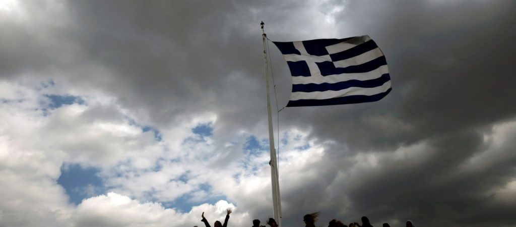 Handelsblatt: «Στην τελική ευθεία της εξόδου από την κρίση η Ελλάδα»