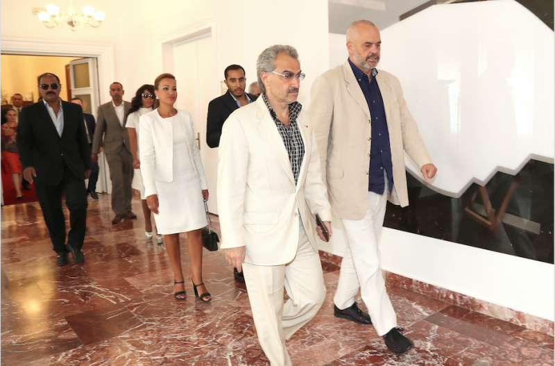 Το σχέδιο της «αλβανικής Ριβιέρα» του Έντι Ράμα με τα πετροδόλαρα του Σαουδάραβα Αλ Ουαλίντ (φωτό, βίντεο)