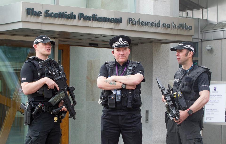 Σκωτία: Επέστρεψαν στο Κοινοβούλιο οι βουλευτές μετά τον εντοπισμό ύποπτων φακέλων