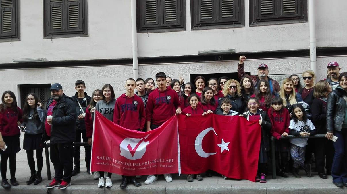 Toυρκική «απόβαση» στην Θεσσαλονίκη: Τιμούν την μνήμη του σφαγέα του Ελληνισμού Κεμάλ Ατατούρκ