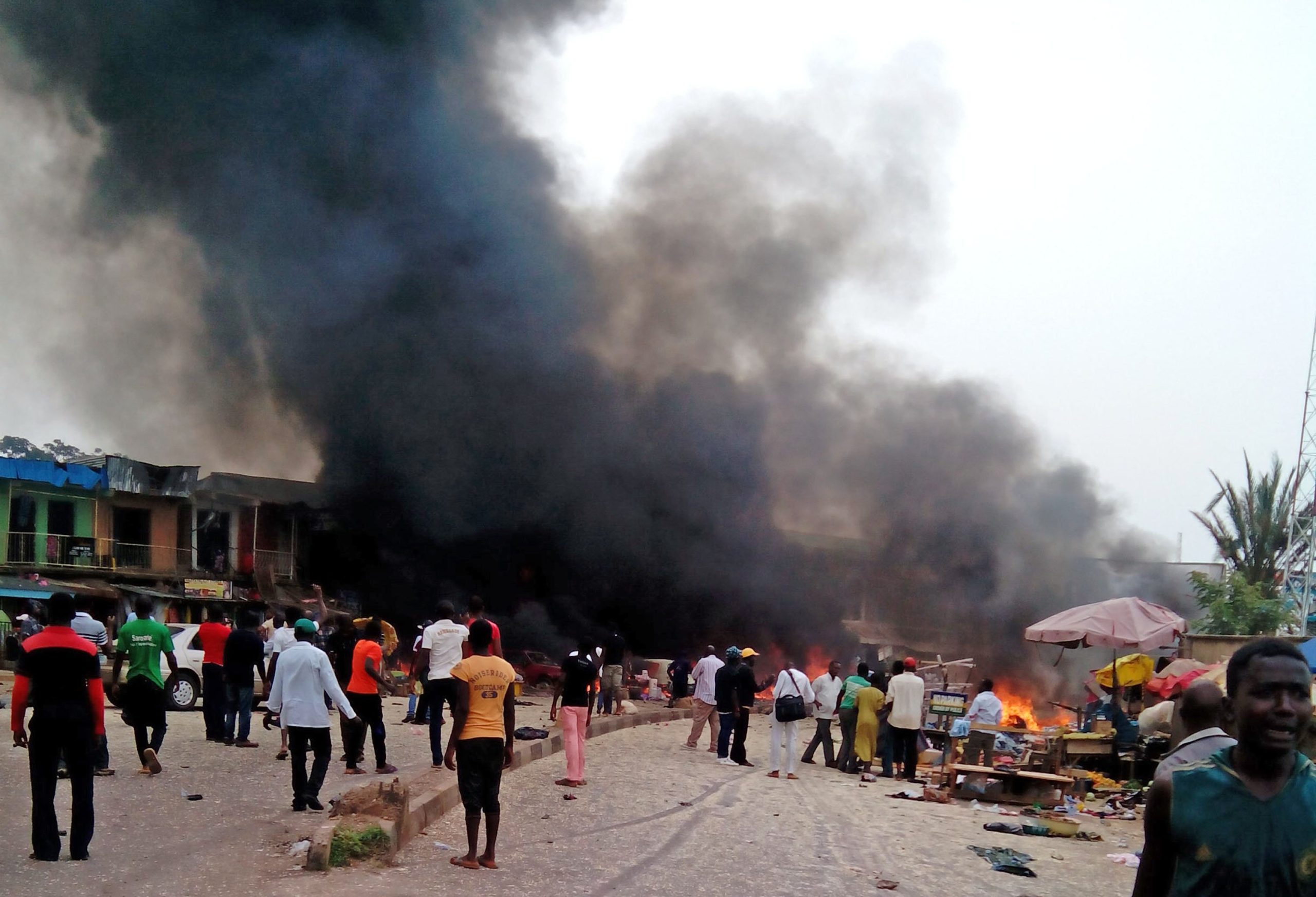 Πάνω από 10 νεκροί και 30 τραυματίες από επίθεση καμικάζι στην Νιγηρία