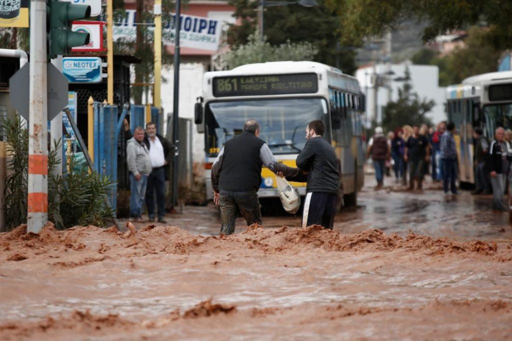 Πέντε εκατ. ευρώ θα μοιραστούν στους πληγέντες από τις πλημμύρες