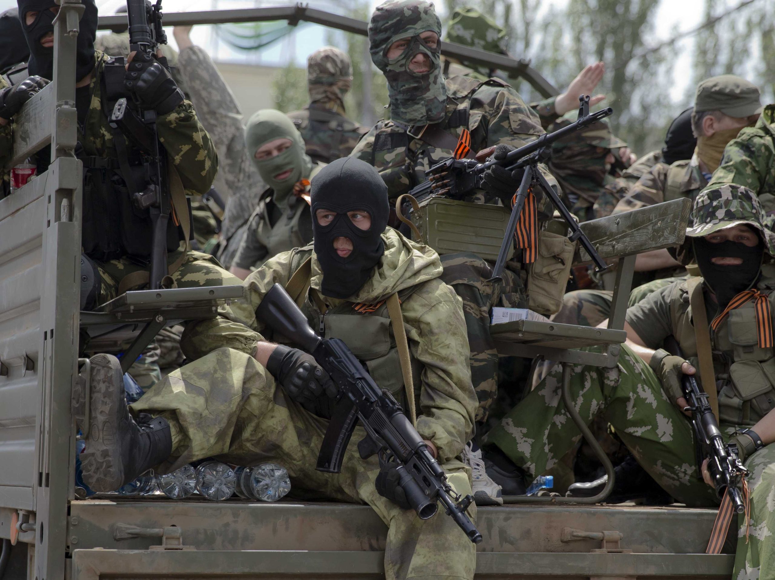Ανατολική Ουκρανία: Οι συγκρούσεις μαίνονται – Κυβερνητικοί βομβάρδισαν με ρουκέτες ρωσόφωνους