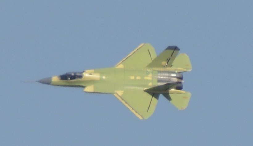 FC-31: Το δεύτερο πρωτότυπο του κινεζικού «F-35» συνεχίζει τις δοκιμές του (βίντεο)