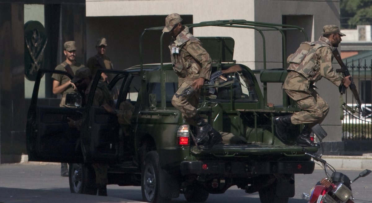 Πακιστάν: Η κυβέρνηση καλεί τον στρατό να αντιμετωπίσει τους ισλαμιστές στις πόλεις