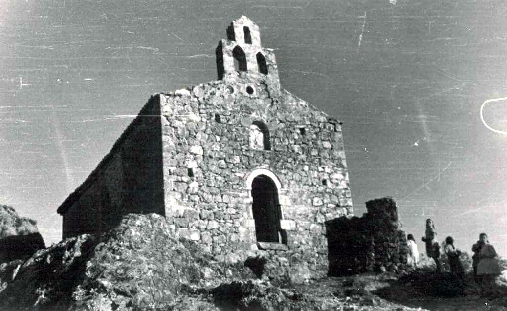 Αφού οι Αλβανοί γκρέμισαν τον Άγιο Αθανάσιο τώρα θα τον ξανακτίσουν!