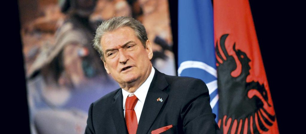 «Μεγάλη Αλβανία» έως την Πρέβεζα θέλει και ο Σαλί Μπερίσα! (φωτό, βίντεο)