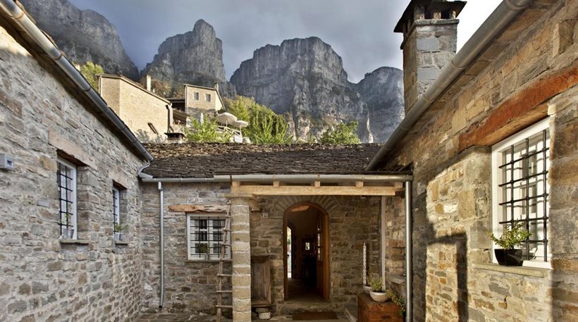 Δείτε το ξενοδοχείο στο Πάπιγκο που ψηφίσθηκε ως το καλύτερο ορεινό θέρετρο στη Νότια Ευρώπη (φωτό)