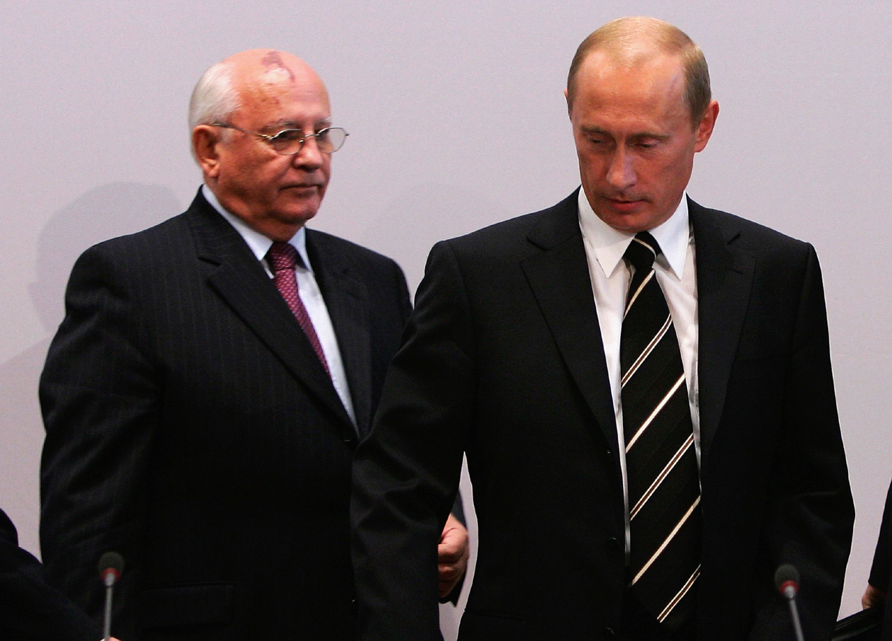 Ρωσία: Υπέρ της υποψηφιότητας του Βλ. Πούτιν ο Μιχαήλ Γκορμπατσόφ