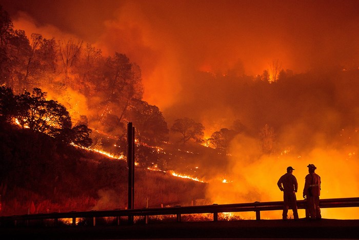 Συνεχίζονται οι καταστροφικές πυρκαγιές στην Καλιφόρνια