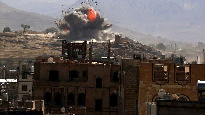 Υεμένη: Τέσσερις νεκροί σε αεροπορικό βομβαρδισμό εναντίον των εγκαταστάσεων της δημόσιας τηλεόρασης