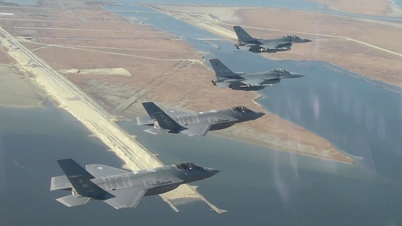 «Vigilant Ace 18»: Πτήσεις αμερικανικών F-16 και F-35 πάνω από την Νότια Κορέα