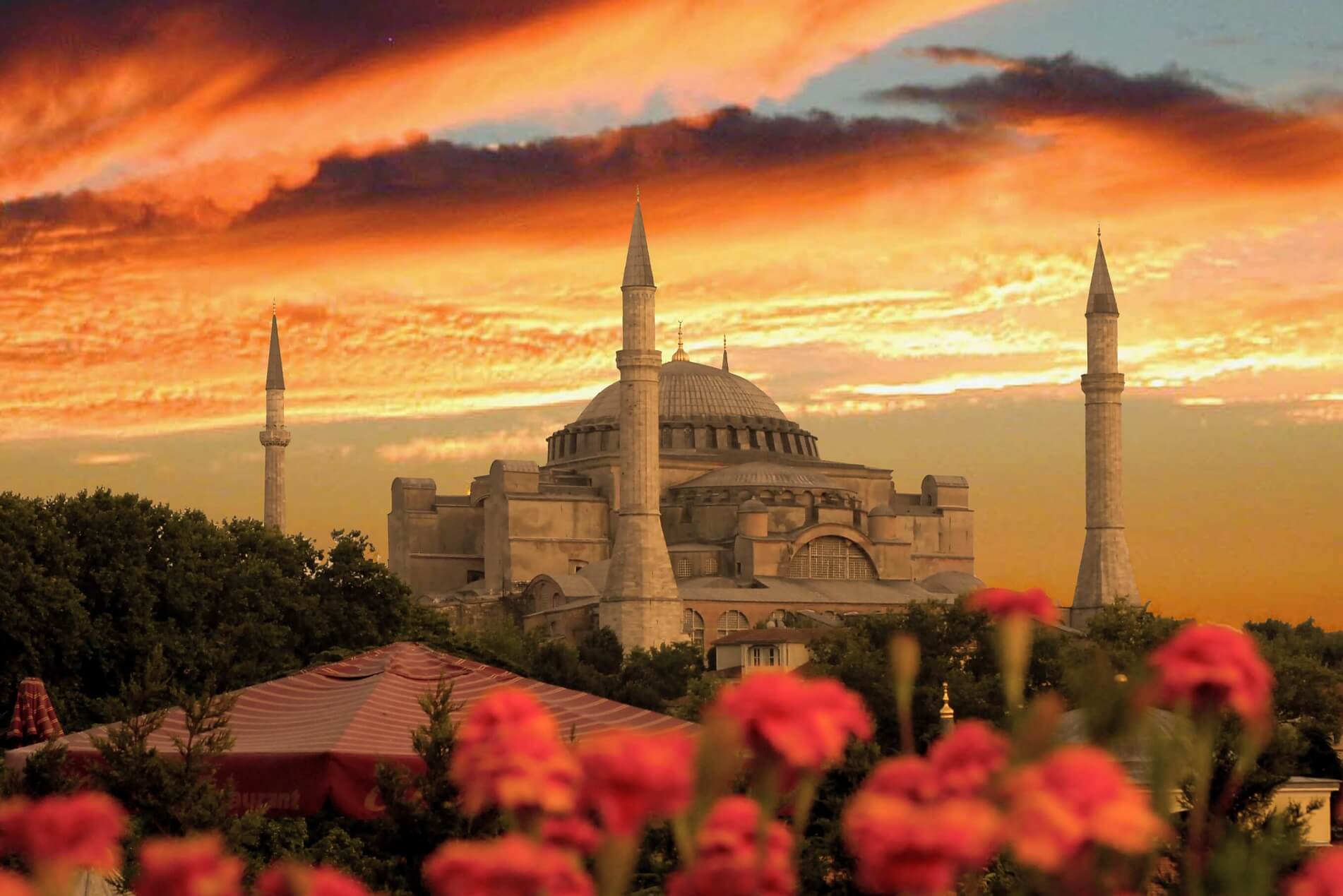 Όταν ο Ρ.Τ.Ερντογάν έλαβε απάντηση «εκ των έσω» για… Λωζάνη: «Η Πόλη είναι ελληνική – Να γυρίσουμε στις στέπες;»