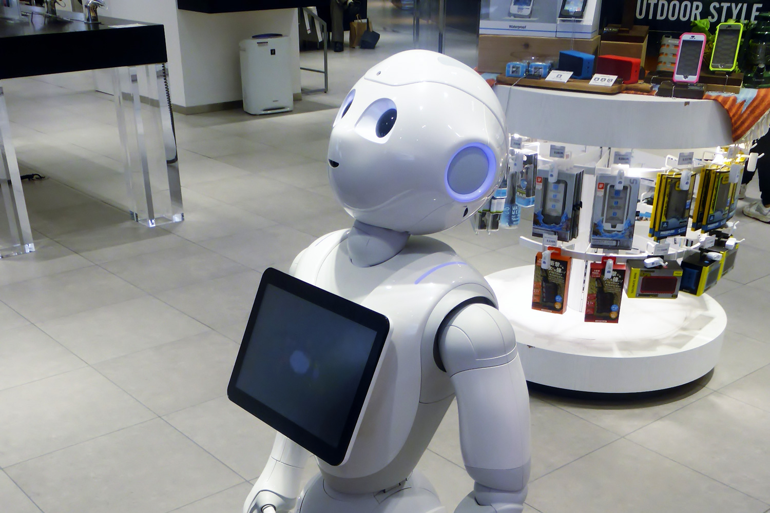 Το Τόκιο ετοιμάζει ρομπότ για να βοηθούν τους ταξιδιώτες την περίοδο των Ολυμπιακών Αγώνων