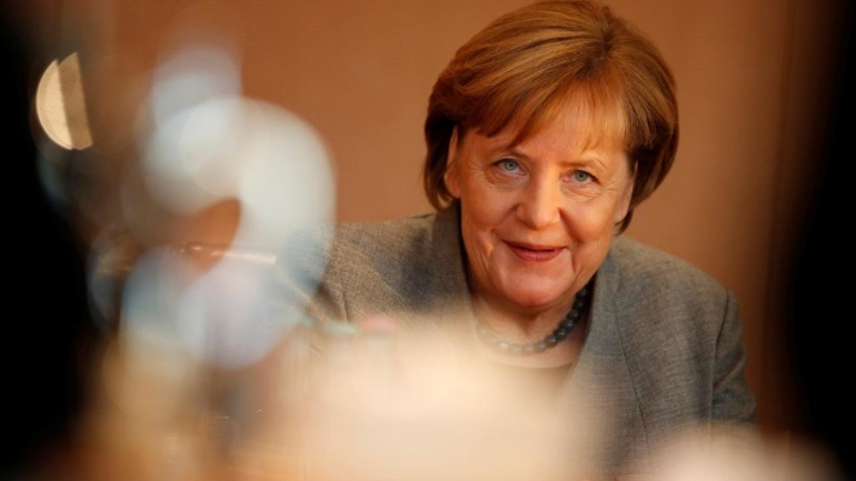 Γερμανία: Το SPD θα συνομιλήσει με τη Μέρκελ για τον σχηματισμό κυβέρνησης