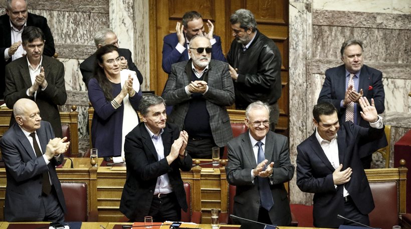 Γερμανικός Τύπος:«Η Ελλάδα αποδεσμεύεται από τους δανειστές»