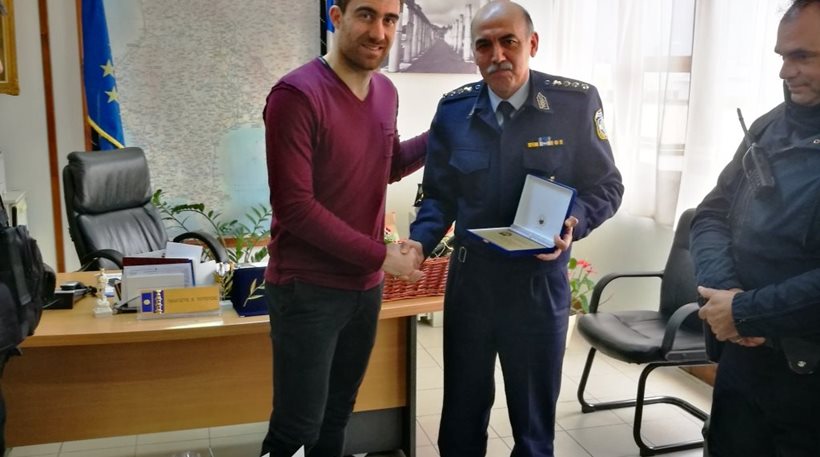 Σ.Παπασταθόπουλος: Δώρισε 25 αλεξίσφαιρα γιλέκα στη Διεύθυνση Αστυνομίας Μεσσηνίας