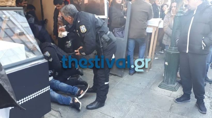 Θεσσαλονίκη: Λίγο μετά το μεσημέρι σημειώθηκε  συμπλοκή με μαχαίρι – Άγνωστοι οι λόγοι
