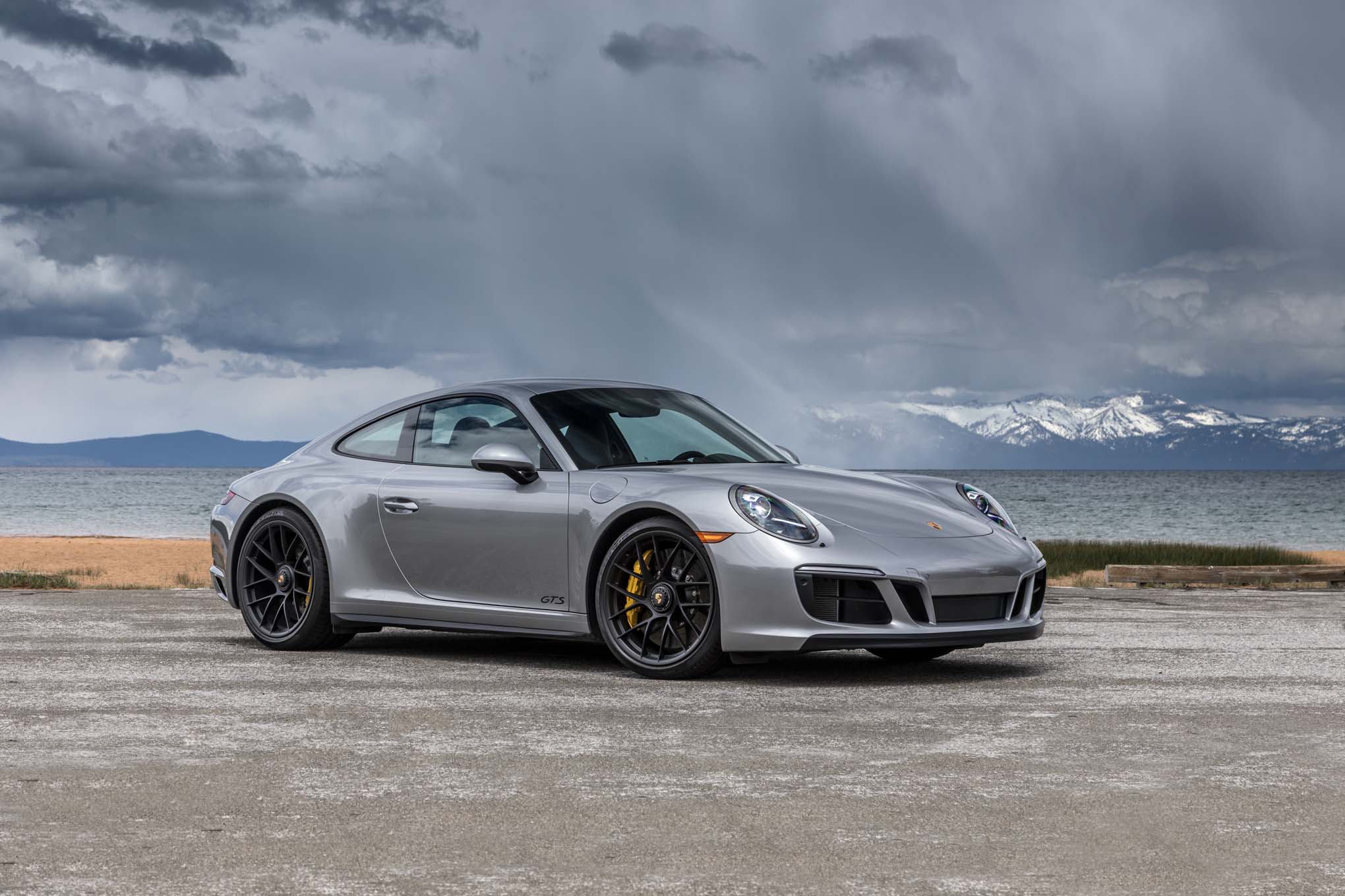 Ξέρετε πώς προέκυψε το νούμερο 911 της Porsche; (βίντεο)