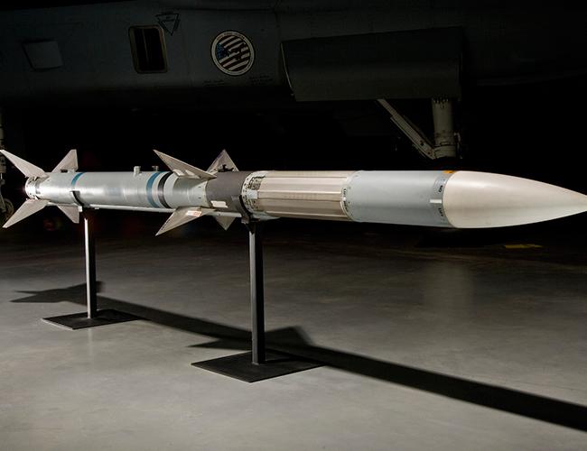 Η Τουρκία αποκτά πυραύλους «αέρος-αέρος» ΑΜRAAM – Στα 634 εκ. δολάρια η συμφωνία (βίντεο)