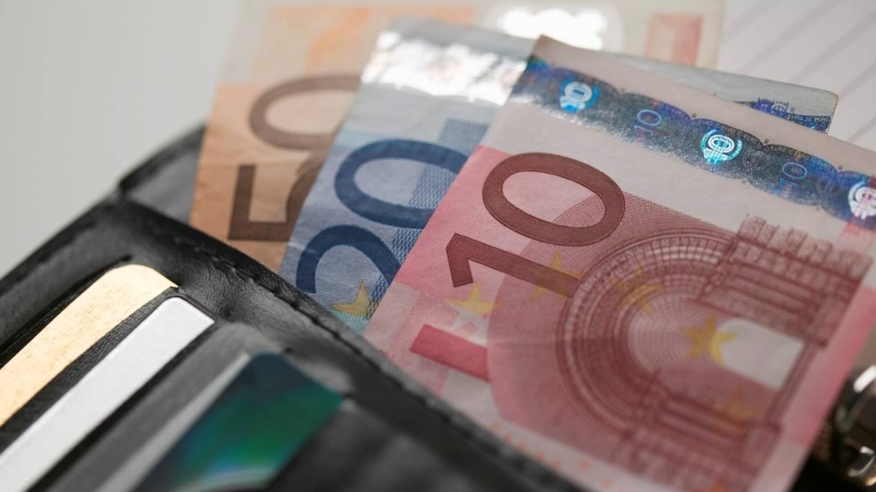 Η Ε.Ε θα ζητησει από τα κράτη-μέλη να βάλουν βαθιά το χέρι στην τσέπη