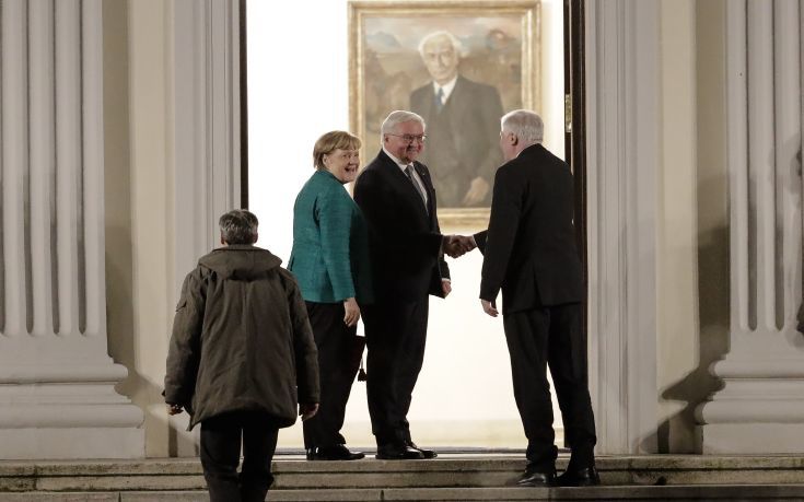Εντατικές προσπάθειες σχηματισμού κυβέρνησης σήμερα στη Γερμανία