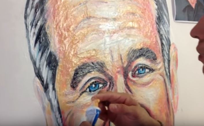Ζωγράφος χρησιμοποιεί οδοντόκρεμα για τα πορτρέτα του (βίντεο)