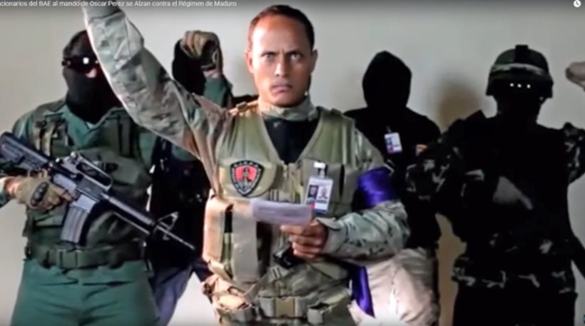 Ανθρωποκυνηγητό για τον πρώην αστυνομικό που έκλεψε ελικόπτερο στη Βενεζουέλα