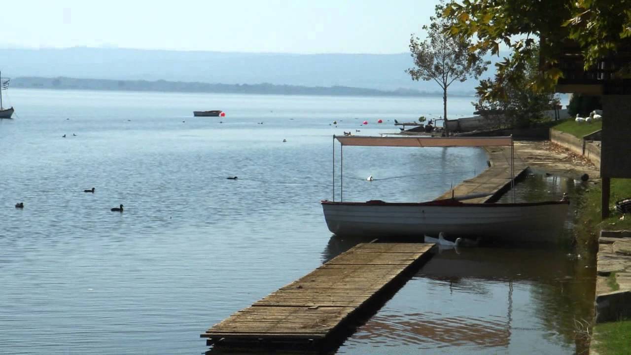 Οι έρευνες συνεχίζονται για τρίτη μέρα για τον εντοπισμό του ψαρά στη λίμνη Βόλβη